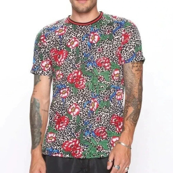 Fresh Prints of Bel Air Leopard Rose Print Crew Neck T-Shirt L - Picture 1 of 5